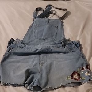 Overalls Shorts NWT Large